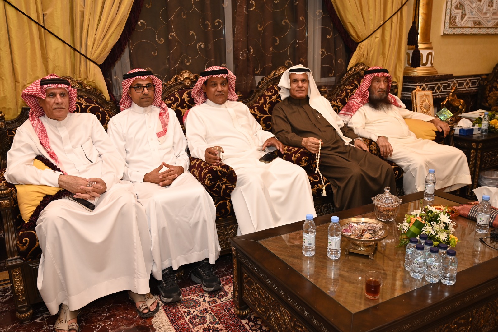 مجلس الدكتور عبدالله السيهاتي