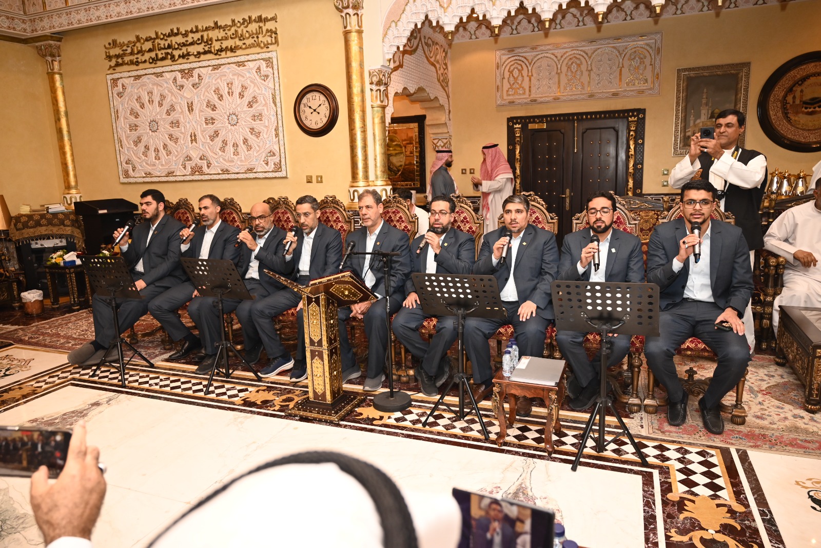 مجلس الدكتور عبدالله السيهاتي
