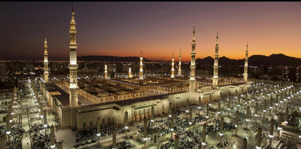 مكة المكرمة والمدينة المنورة