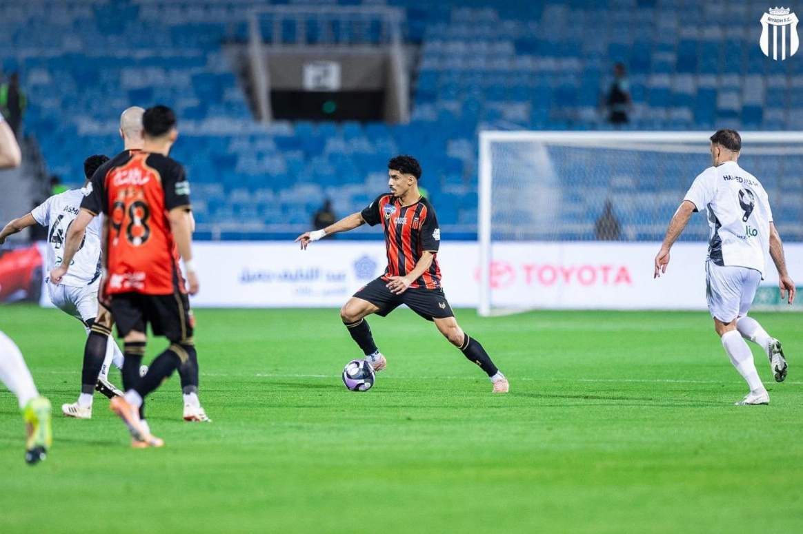 ديربي الشباب والرياض