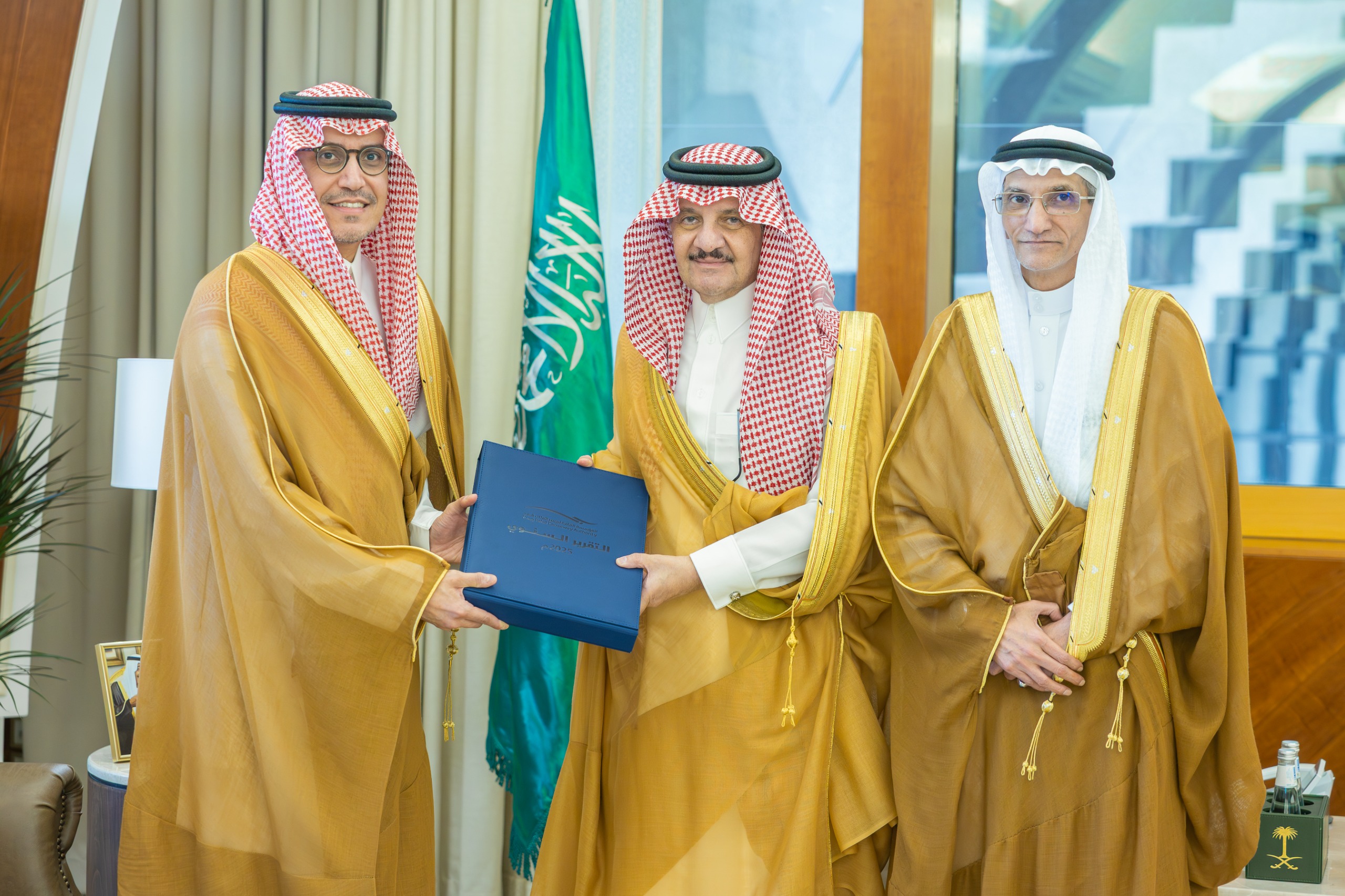 صاحب السمو الملكي الأمير سعود بن نايف بن عبدالعزيز أمير المنطقة الشرقية