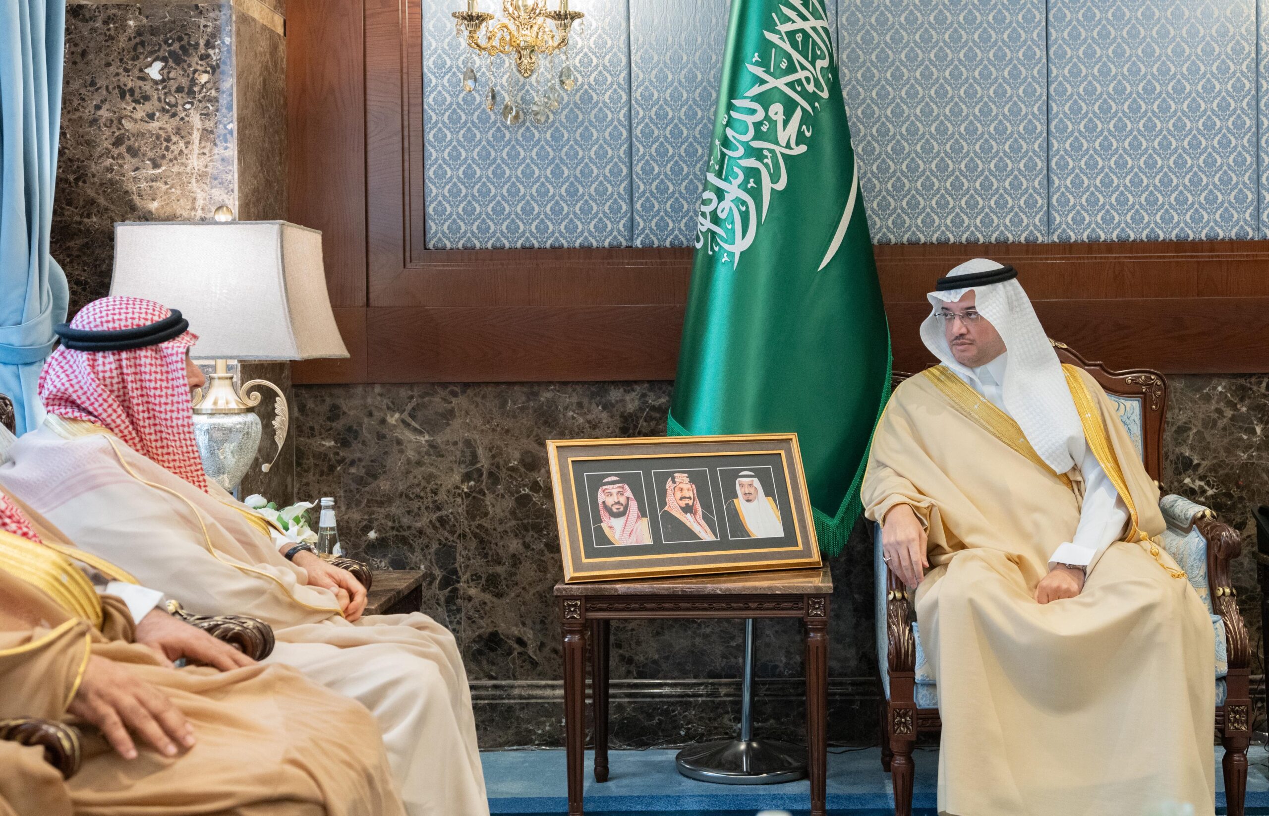 صاحب السمو الملكي الأمير سعود بن طلال بن بدر محافظ الأحساء