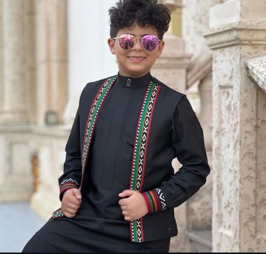 المصمم أيمن الرابغي