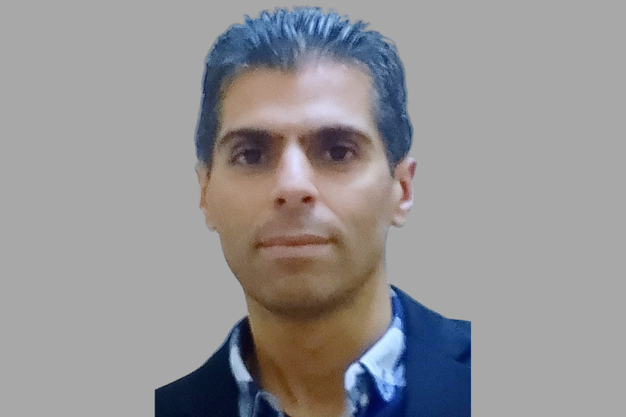الكاتب والناقد مأمون عبدالقادر